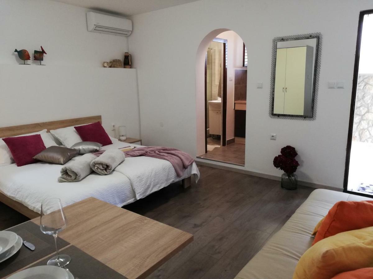 Apartments 4U Omišalj Zewnętrze zdjęcie
