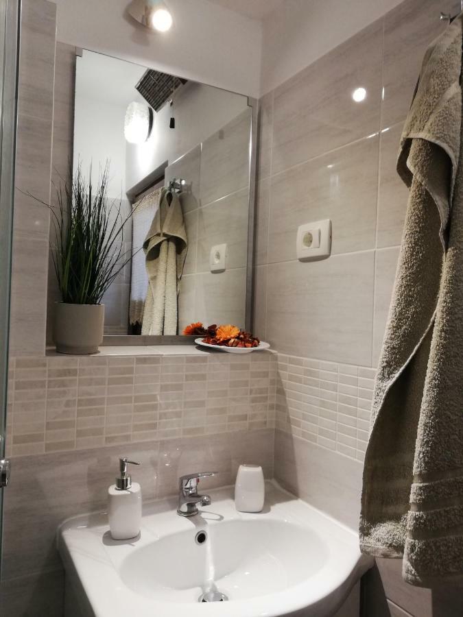 Apartments 4U Omišalj Zewnętrze zdjęcie